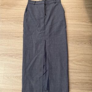 Elegant Gray Pinstripe Women's Skirt